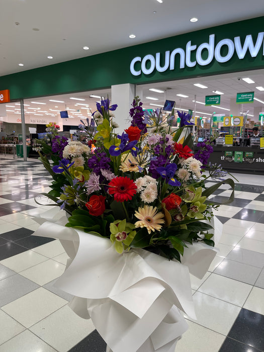 Sympathy flowers basket stand